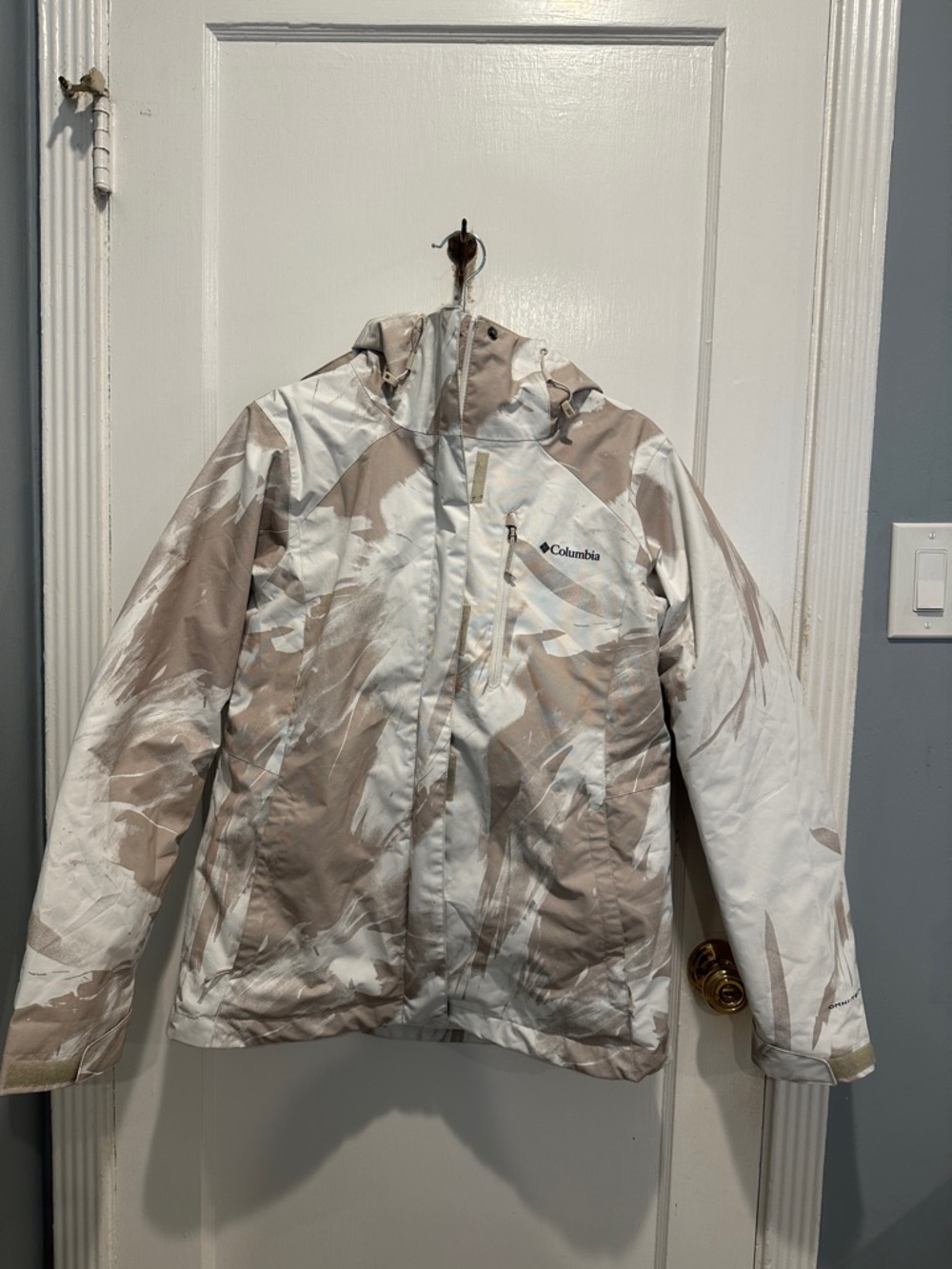 Columbia WOMEN SIZE L - WHIRLIBIRD Snow/ Puffer Jacket